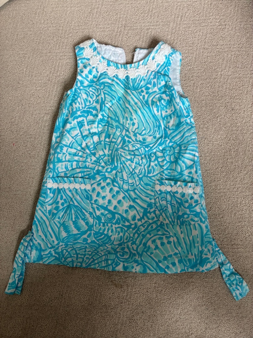 Lily pulitzer girls size 4 dress light blue & white beachy